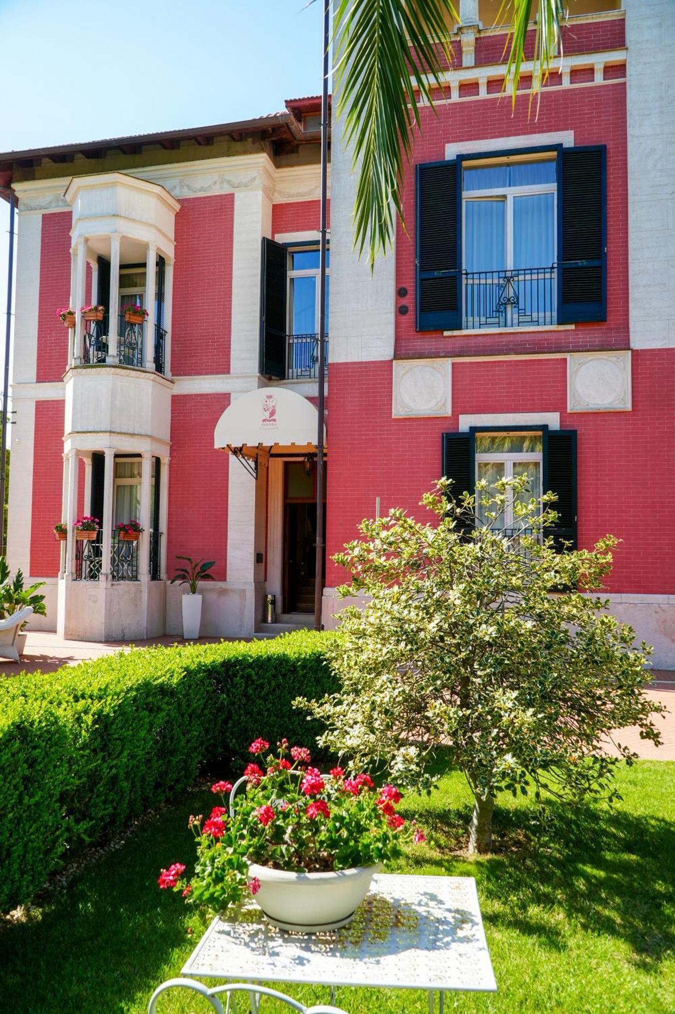 Villa Pallotta Luxury B&B チェリニョーラ エクステリア 写真